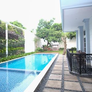 Rumah Kertajaya Surabaya Exterior photo