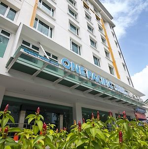 One Pacific Hotel And Serviced Apartments PENANG Exterior photo