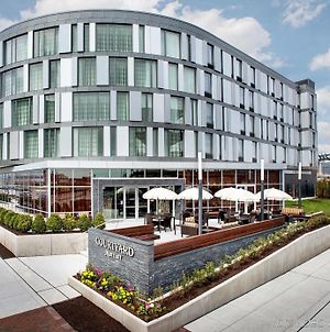 Courtyard By Marriott Philadelphia South At The Navy Yard Exterior photo