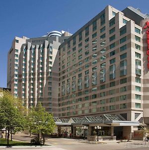 Marriott Downtown At Cf Toronto Eaton Centre Hotel Exterior photo
