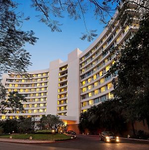 Marriott Executive Apartment - Lakeside Chalet, Mumbai Exterior photo