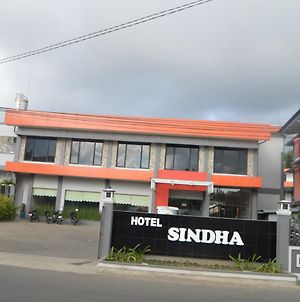 Hotel Sindha Ruteng Exterior photo