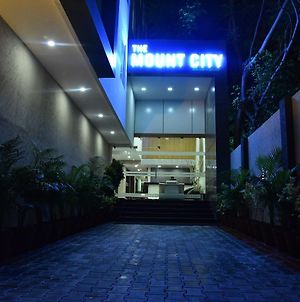The Mount City Near Us Consulate Hotel Chennai Exterior photo