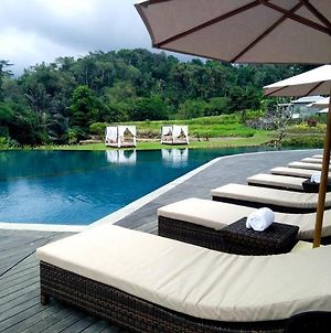 Saranam Resort & Spa Denpasar  Exterior photo