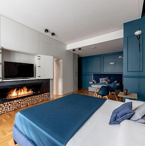 Blue Inn Luxury Suites Rome Exterior photo