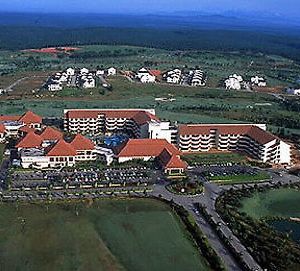 Mercure Palm Resort & Golf Johor Bahru Exterior photo