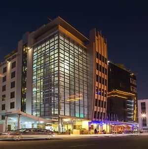 Mena Aparthotel Albarsha At The Mall Dubai Exterior photo