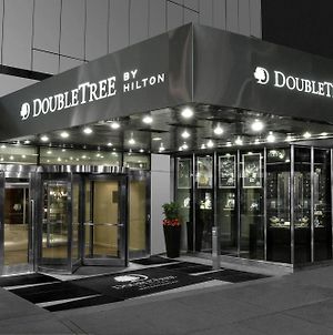 Doubletree By Hilton Hotel Metropolitan - New York City Exterior photo