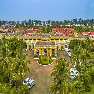 The Lalit Golf & Spa Resort Goa Canacona Exterior photo