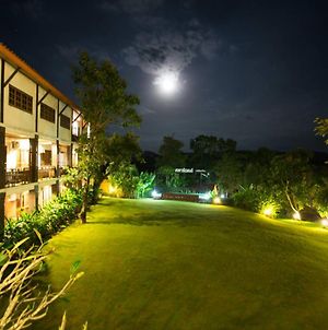 Starwell Garden Home Resort Wang Nam Khiao Exterior photo