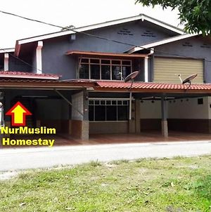 Nur Muslim Homestay At Kota Bahru Exterior photo