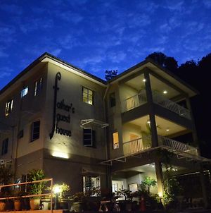 Father S Guest House Tanah Rata Exterior photo