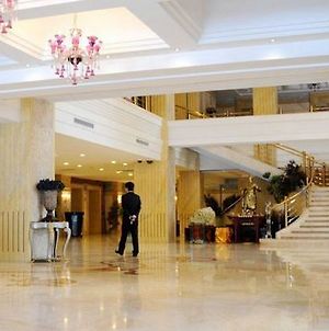 Danube International Hotel Qingdao Interior photo