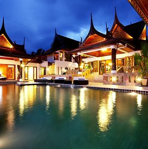 Reuan Thai Villa Patong Exterior photo