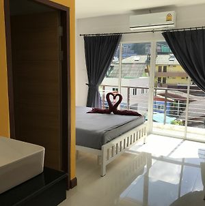 Bedbox Hostel Patong Exterior photo