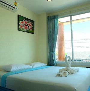 Krabi Marina Seaview Hotel Exterior photo