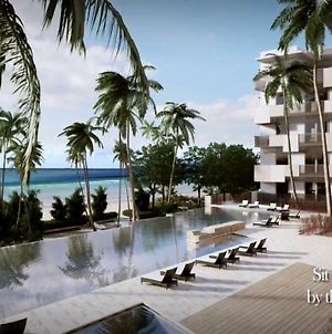 By The Sea Beachfront Penang Apartment Batu Feringgi Exterior photo
