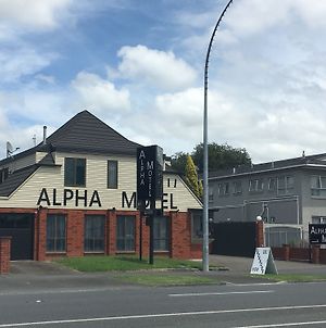 Alpha Motel Hamilton Exterior photo