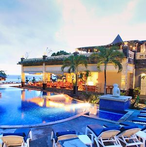 Pelangi Bali Hotel & Spa Seminyak  Exterior photo