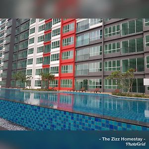 Pangsapuri 744 m² dengan 2 bilik tidur dan 2 bilik mandi peribadi di Bandar Sri Damansara Kuala Lumpur Exterior photo
