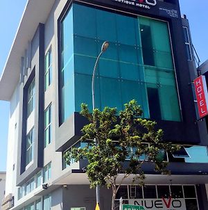 Nuevo Boutique Hotel Kota Kemuning Shah Alam Exterior photo