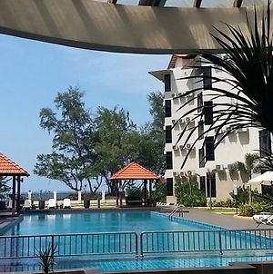 Samsuria Beach Resort & Residence Kuantan Exterior photo