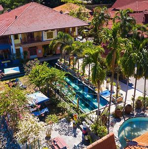 Lost Paradise Resort PENANG Exterior photo