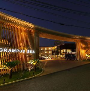 Grampus Sea Hotel Shirahama Exterior photo