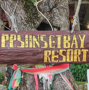 Phi Phi Sunset Bay Resort Exterior photo