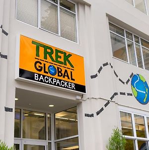 Trek Global Backpackers Hostel Wellington Exterior photo