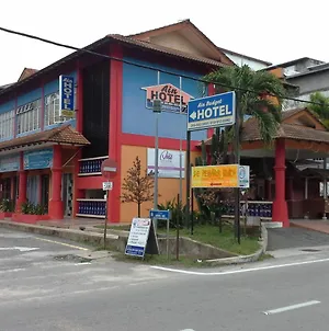 Kuala Besut Budget Hotel Ain Exterior photo