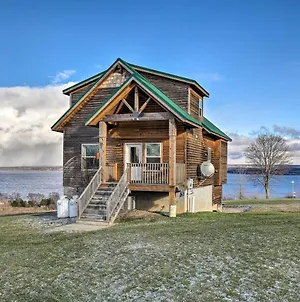 Cozy Cayuga Lake Cabin With Views Less Than 1 Mi To Wineries Romulus Exterior photo