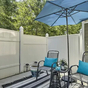 Pet-Friendly Family Townhome With Private Patio Raleigh Exterior photo