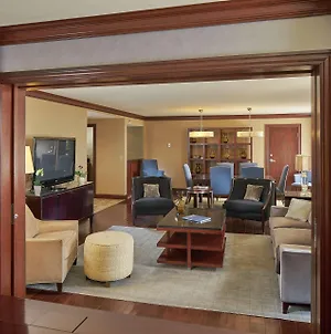 Hilton Raleigh North Hills Hotel Interior photo
