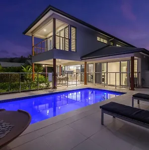 Family Home And Golfers Paradise In Port Douglas Exterior photo