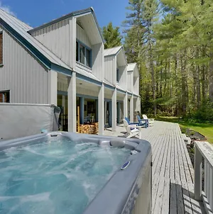 Mendon Home With Hot Tub, Fire Pit And Near Skiing! Exterior photo