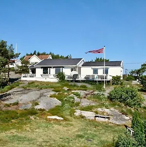 Southern Cottage With Terrace And Magnificent View Lillesand Exterior photo