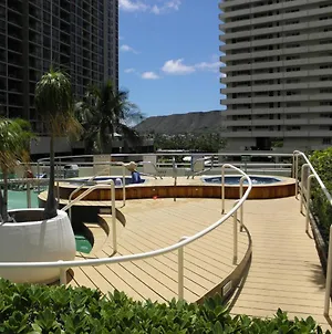 Waikiki Banyan 22Nd Fl, Great Ocean Views, Free Parking! Apartment Honolulu Exterior photo