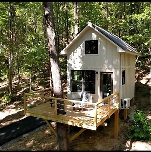1 Oak Luxury Treehouse Near Lake Guntersville Scottsboro Exterior photo