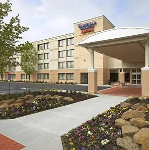 Fairfield Inn & Suites By Marriott Cleveland Beachwood Exterior photo