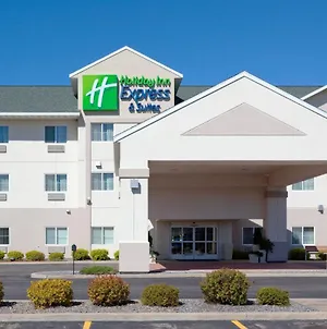 Holiday Inn Express Hotel And Suites Stevens Point, An Ihg Hotel Exterior photo